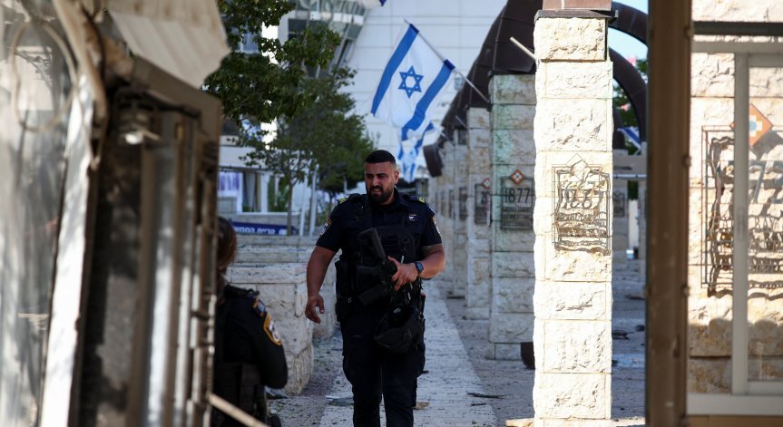 Един от ранените е в тежко състояние.