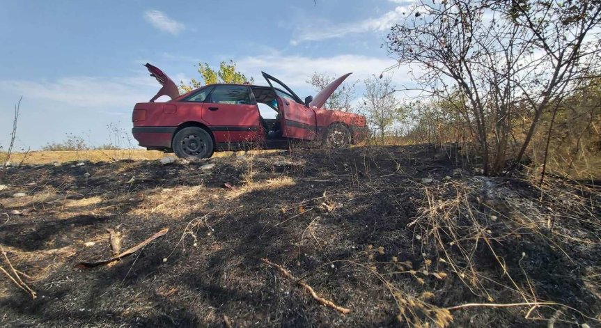 Голям горски пожар гори край старозагорското село Змейово