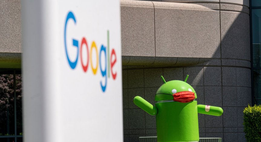 Разкриха злоупотреби на Google в Индия, компанията е засегнала незаконно конкуренти