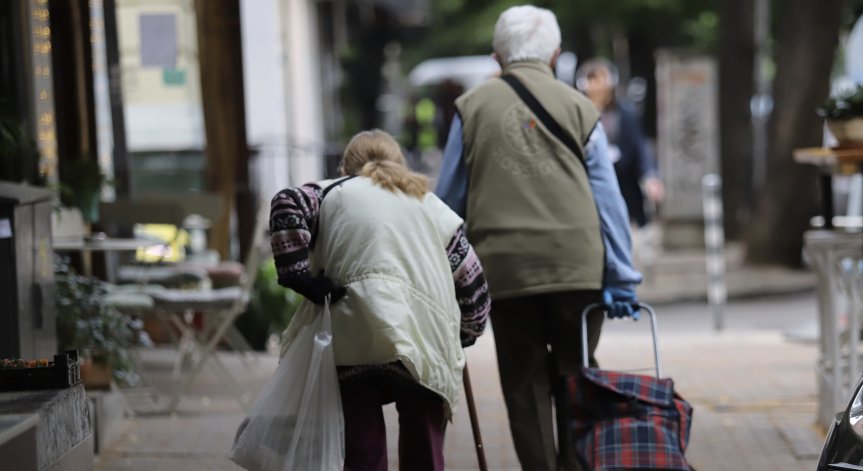 България е на върха в ЕС по най-висок риск от бедност