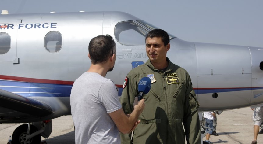 Авиошоу: Представяме Pilatus PC-12 от състава на българските ВВС