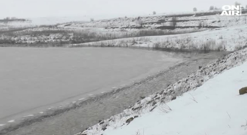 Времето се затопля, язовирите преливат... Какво прави държавата?