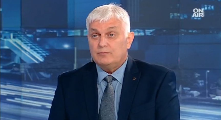 Трябват реформи в армията, настоя бивш началник щаб на ВВС