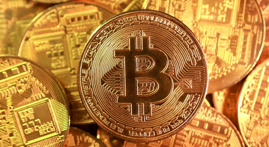 Биткойнът се срина и причините за това са ясни