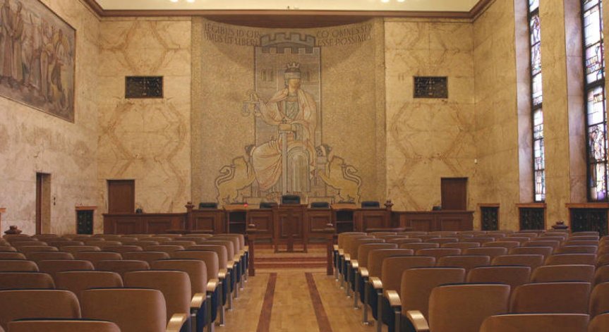 КС уважи искането на президента Плевнелиев за разглеждане на въпроси от референдума