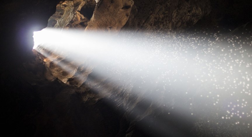 Спелеолог падна от голяма височина и загина на място