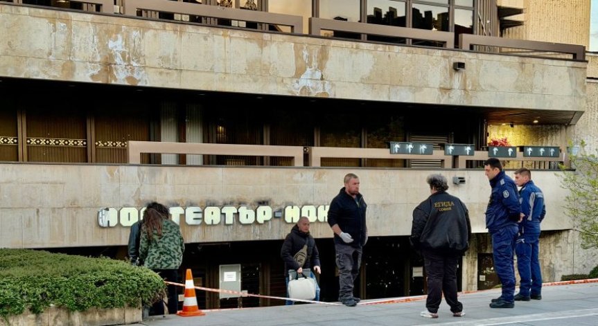 Тежко остава състоянието на 14-годишното дете, паднало от парапет на НДК