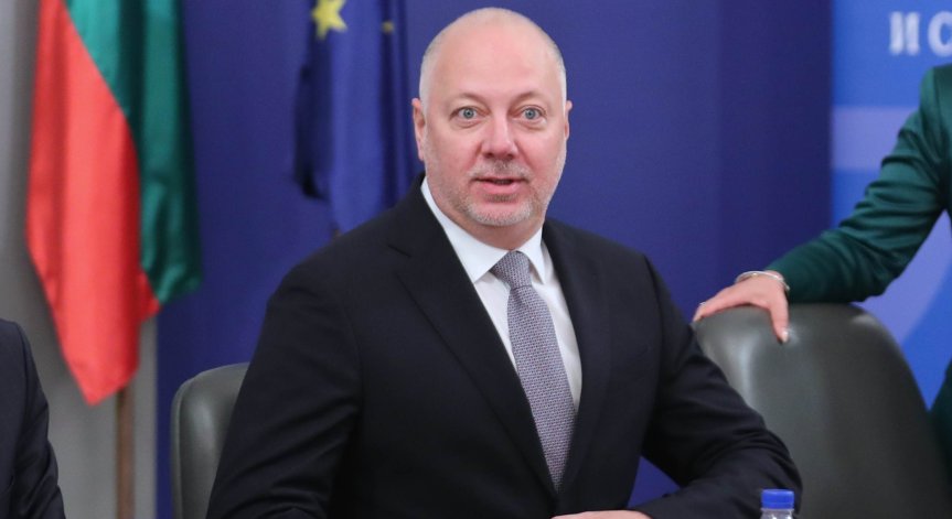 Предстои да бъде изготвен Национален план за инвестиции в отбраната и предложен за одобрение.