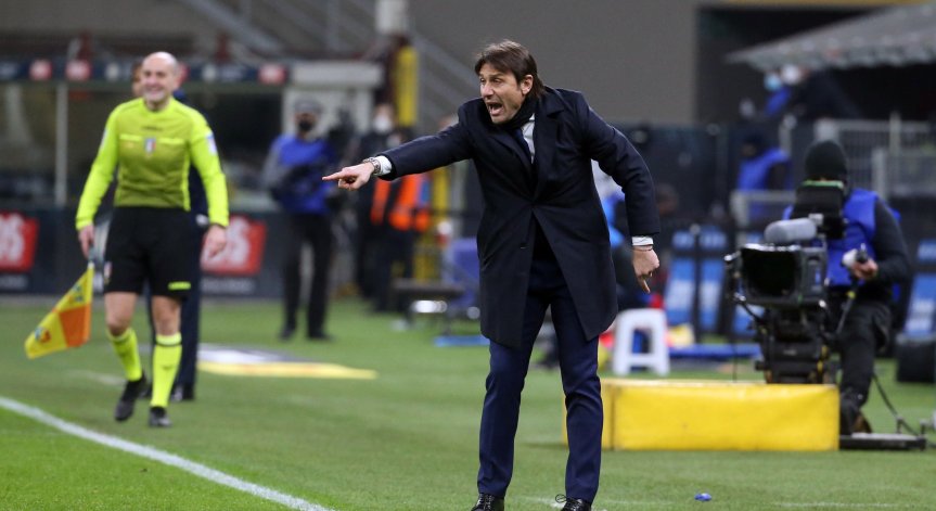 Брокер измами легендарни спортисти със стотици милиони