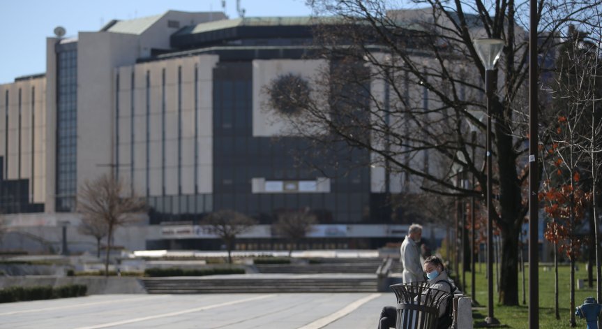 МФ: Открити са нарушения в Столичната община при поръчка за уличното осветление