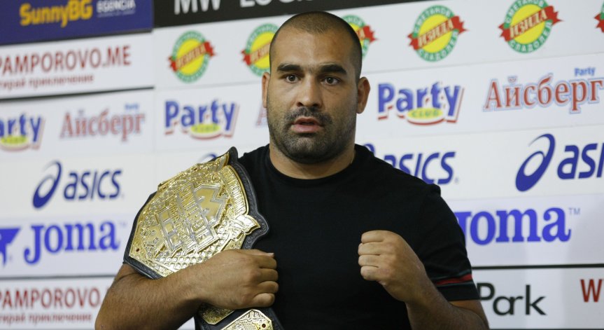 Багата ще се бие с бразилец в Сао Пауло през май