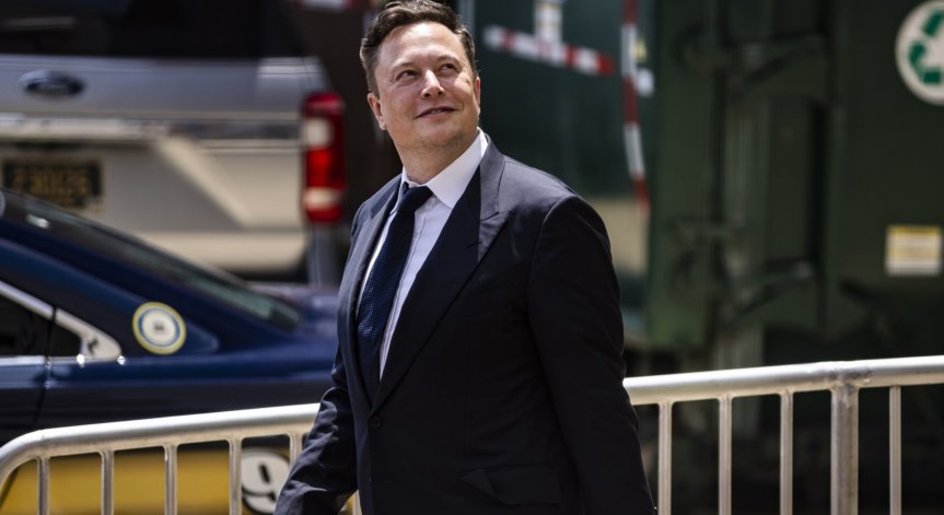 Мъск си постави грандиозни цели към Twitter и служителите на социалната мрежа