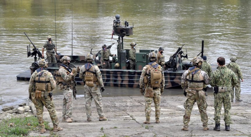 Унгария си има достатъчно войници, не иска допълнително от НАТО