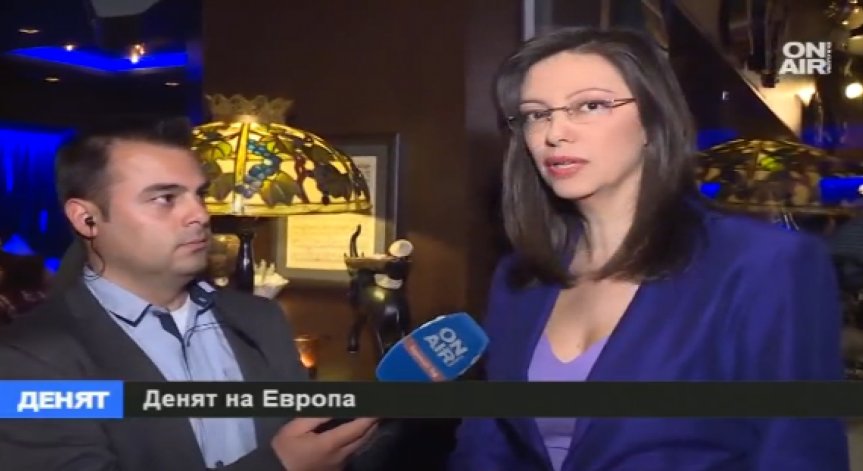 Известни личности четат истории за Европа в НДК