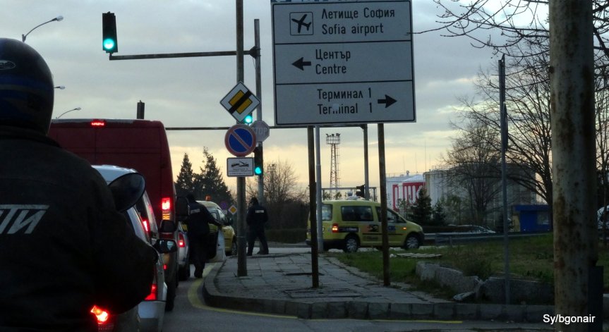 Засилени мерки за сигурност при посрещането на Дейвид Камерън в София