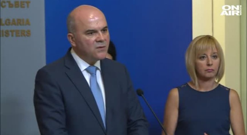 След срещата в МС: Майките и властта вървят към договаряне!