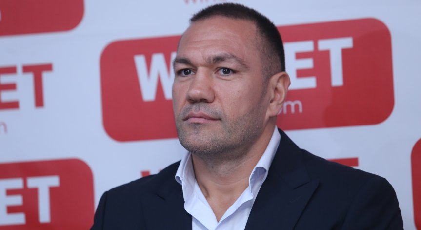 Местят извън Великобритания мача Джошуа - Пулев?