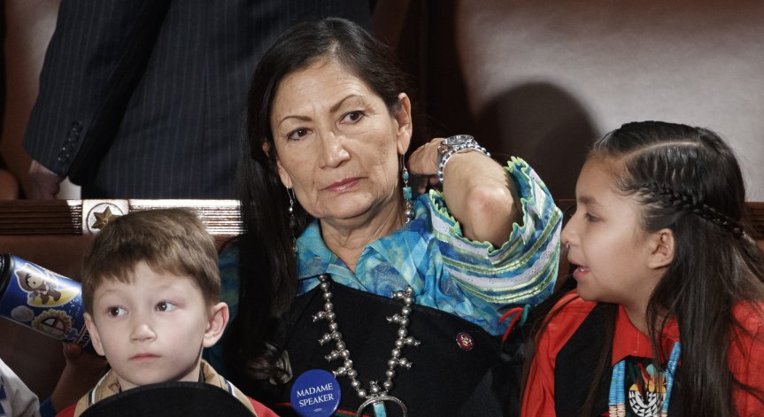 Индианка е номинирана за министър на вътрешните работи на САЩ