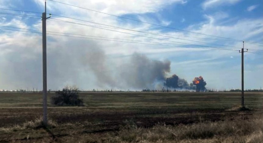 Москва: Експлозиите в склад за боеприпаси в Крим са саботаж