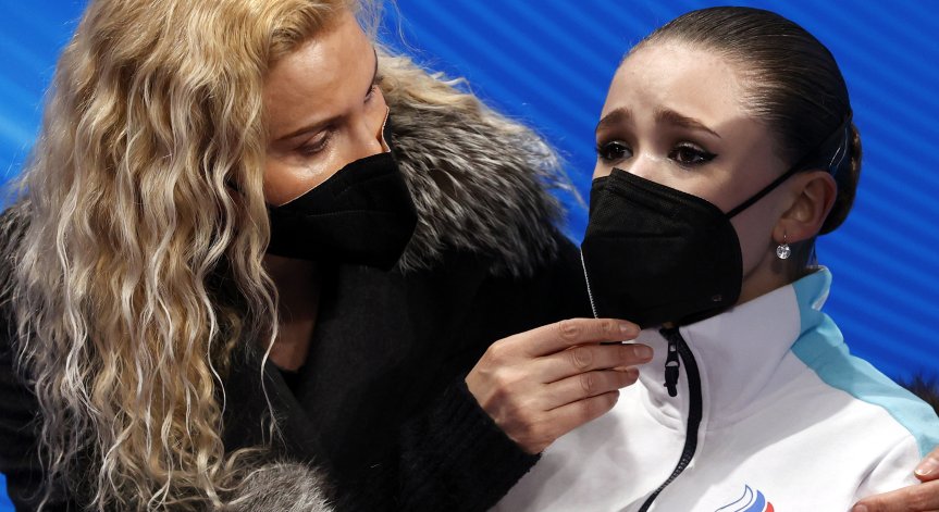 Президентът на МОК защити 15-годишната Валиева и скочи на треньорите ѝ