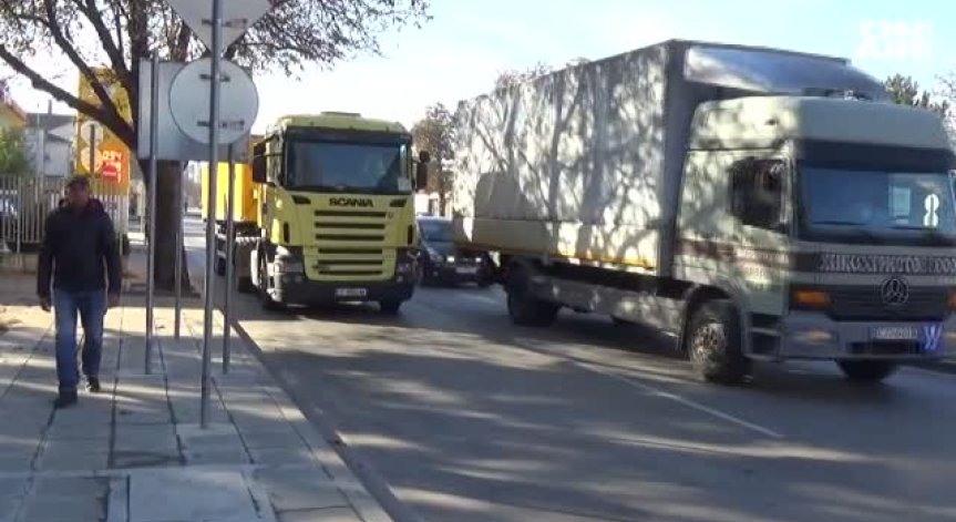 Зам. - министърът на транспорта Ангел Попов е обвинен в измама