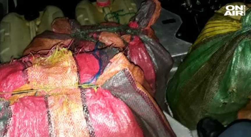 Екшън и преследване в Мексико, заловиха 700 килограма кокаин