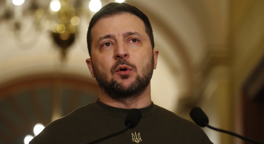 Какво цели Зеленски със смяната на украинския посланик в София?