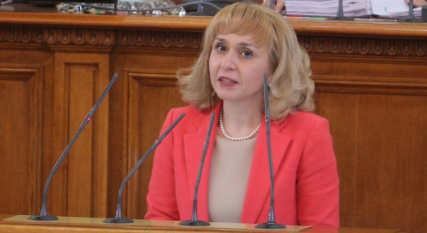 Диана Ковачева вече не е омбудсман, мести се в Европейския съд