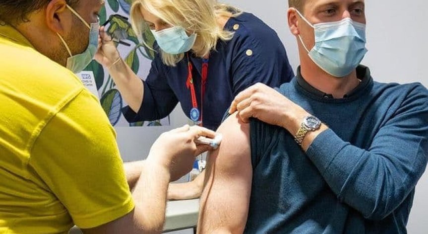 Принц Уилям с първа доза от ваксина срещу Ковид-19