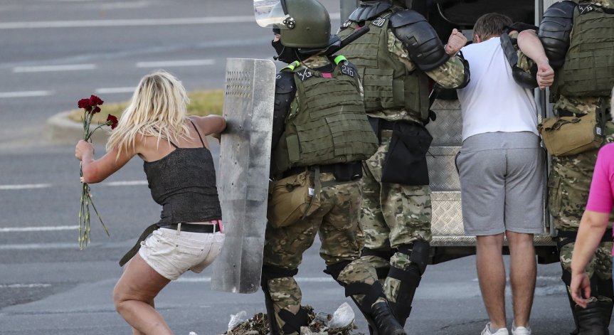 Лукашенко: Протестиращите са безработни с криминално минало