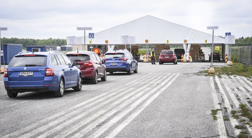 Забраната на туристически визи за руски граждани е новото разделение в ЕС
