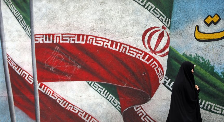 Франция обвини Иран, че държи френски граждани 2 г. за заложници