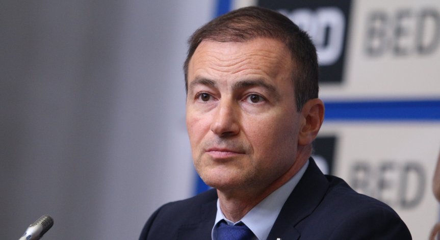 Евродепутат призова да се преименуват Димитровград, Благоевград и Велинград