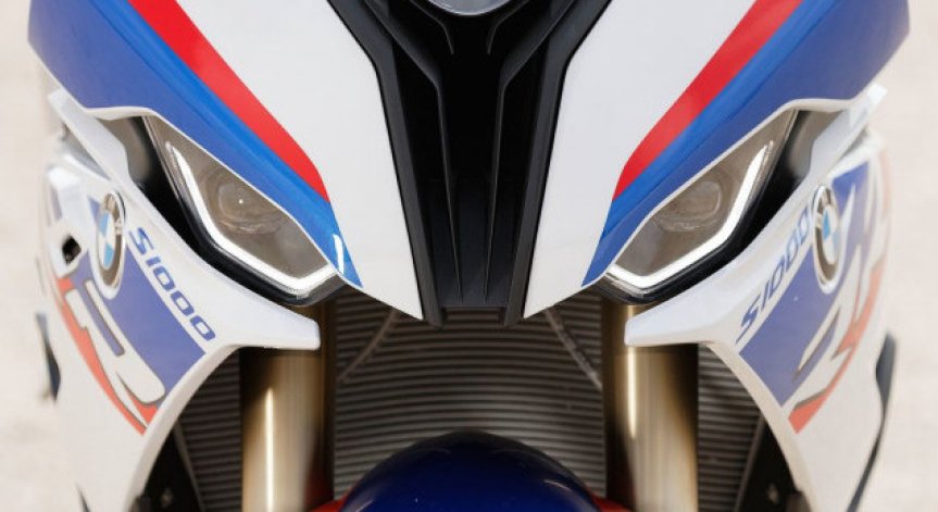 BMW с планове за M-модели при мотоциклетите си