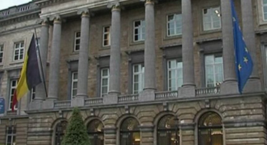 Белгийците спонсорираха правителството си