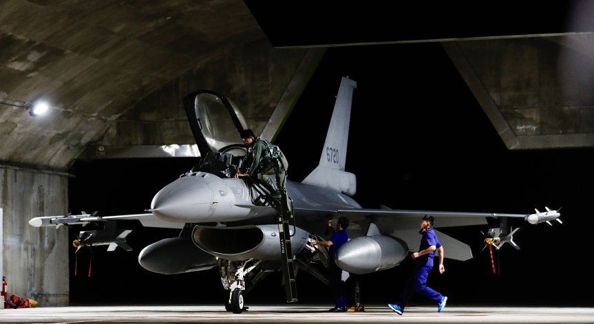 САЩ продадоха оръжие на Тайван за $1,1 млрд., Китай заплаши с контрамерки