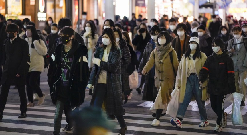Япония временно забрани влизането на чужденци в страната