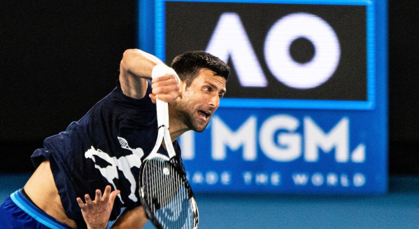 Съдът в Австралия: Джокович може да насърчи младите да не се ваксинират