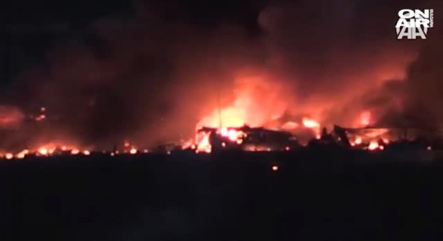 В Турция: Огромен пожар подпали складове с муниции