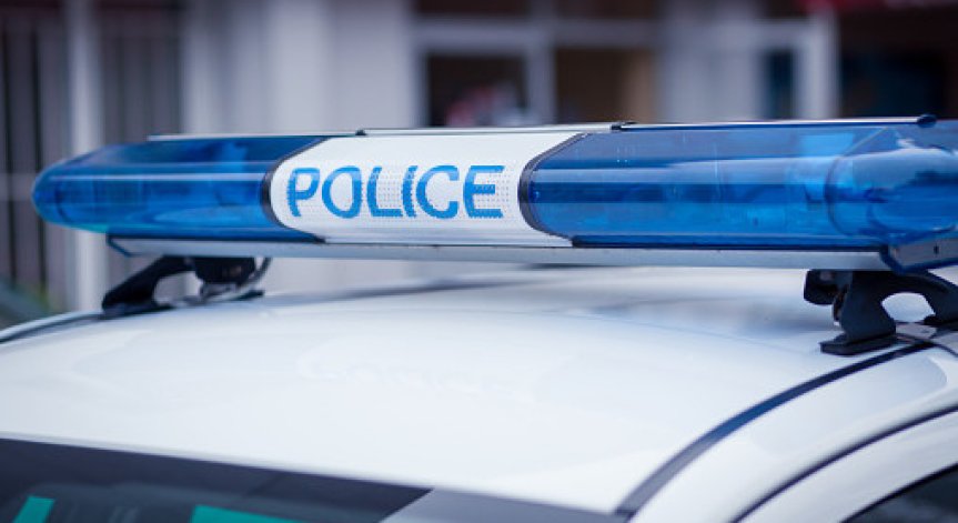 Мъж потроши полицията в Павликени, след скандал с приятелката му