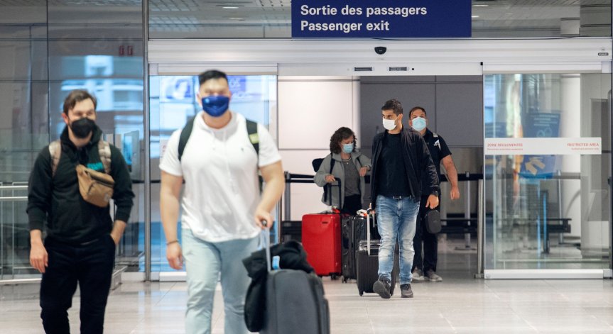 СЗО: Светът да се върне към носенето на маски и масовото тестване