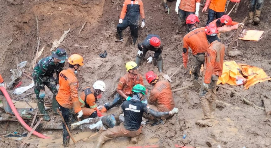 Продължава издирването в Гофа.