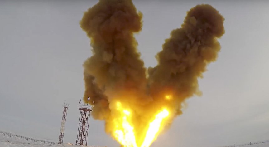 САЩ: Китай и Русия да не използват изкуствен интелект за ядрени оръжия