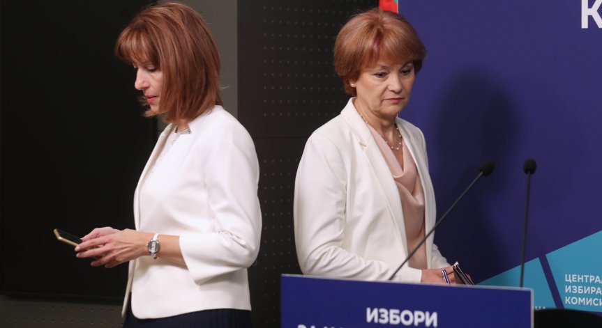 Съдът нареди на ЦИК да регистрира движението на Делян Пеевски.