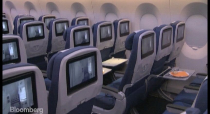Интериори: Airbus A350 vs Dreamliner