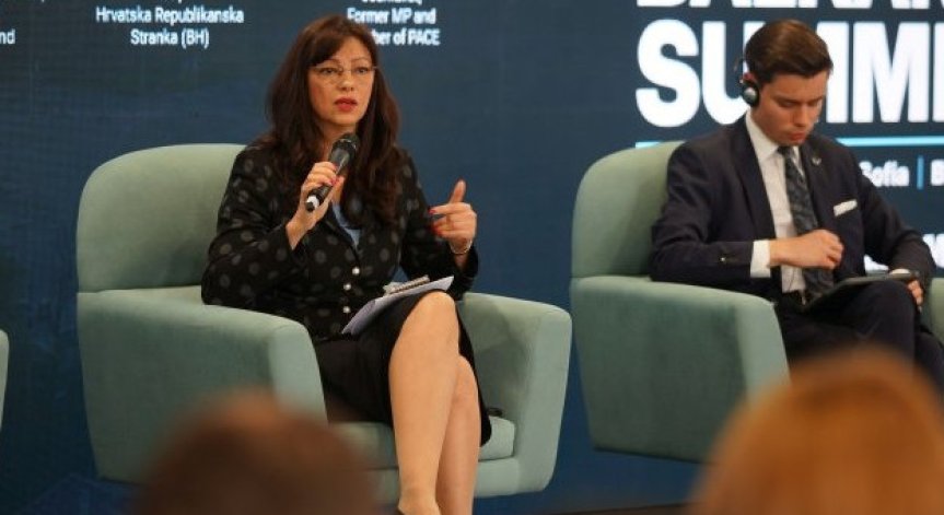 Милена Милотинова сред говорителите на конференцията 