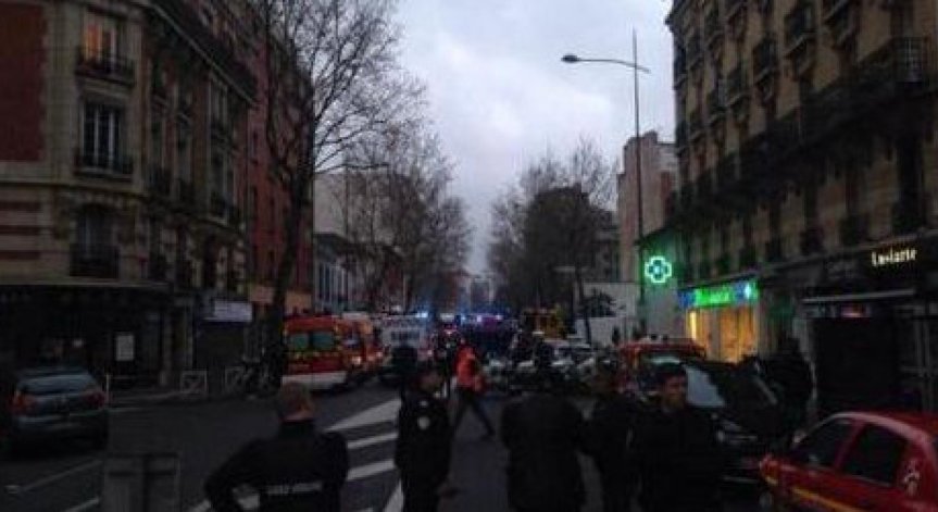 Френската полиция е задържала мъж, открил стрелба в Париж (обновена)