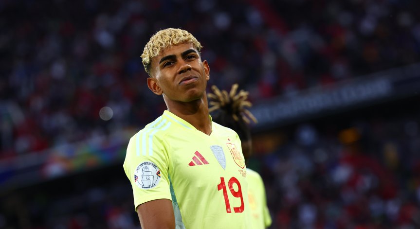 ямал е готов да се жертва, заяви националният треньор на Испания.