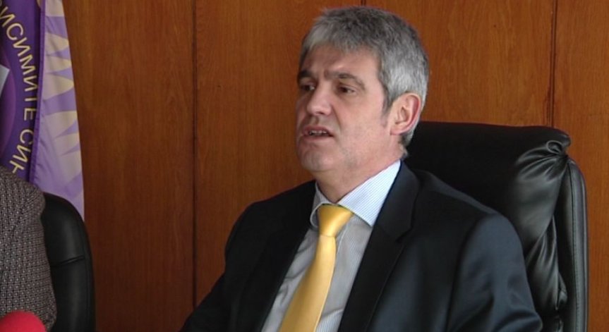 Бедните стават все по-бедни, а богатите - по-богати