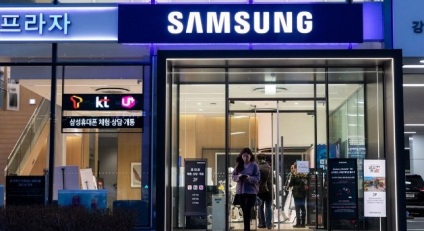 Samsung пуска най-евтиния телефон с поддръжка на 5G в САЩ и Европа